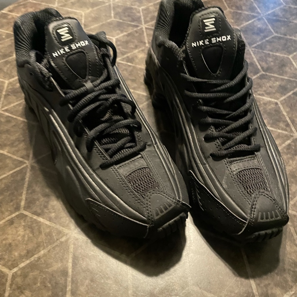 Nike shox